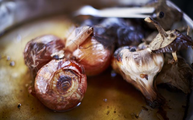 Une cuisine biologique de la ferme à la table, sur une colline près de Bethléem | The Switchers