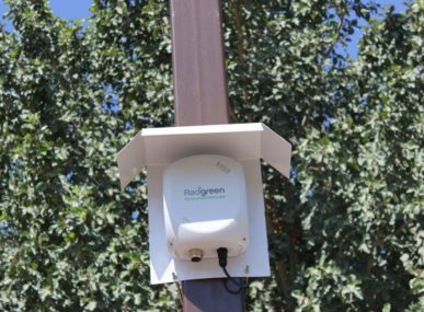 RadGreen outdoor device for detecting pollution