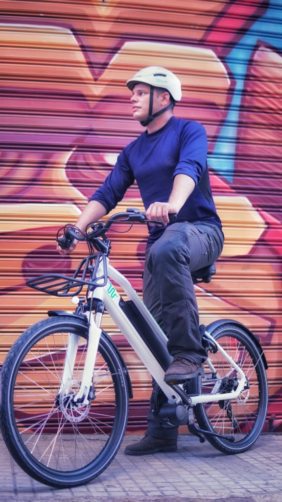 « Dé-taxi-fication » : une entreprise libanaise préfère les vélos électriques aux taxis pour éviter les embouteillages | The Switchers